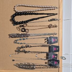 Elegant Pearl and Black Bead Necklace Set